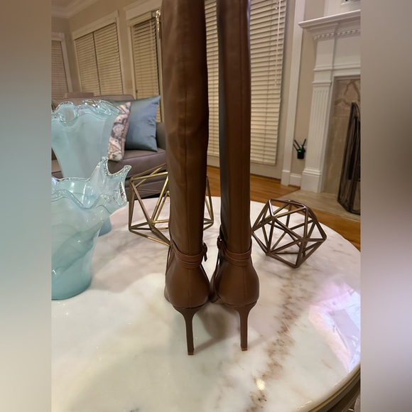 Vince Camuto Women’s Boots - Picture 6 of 12